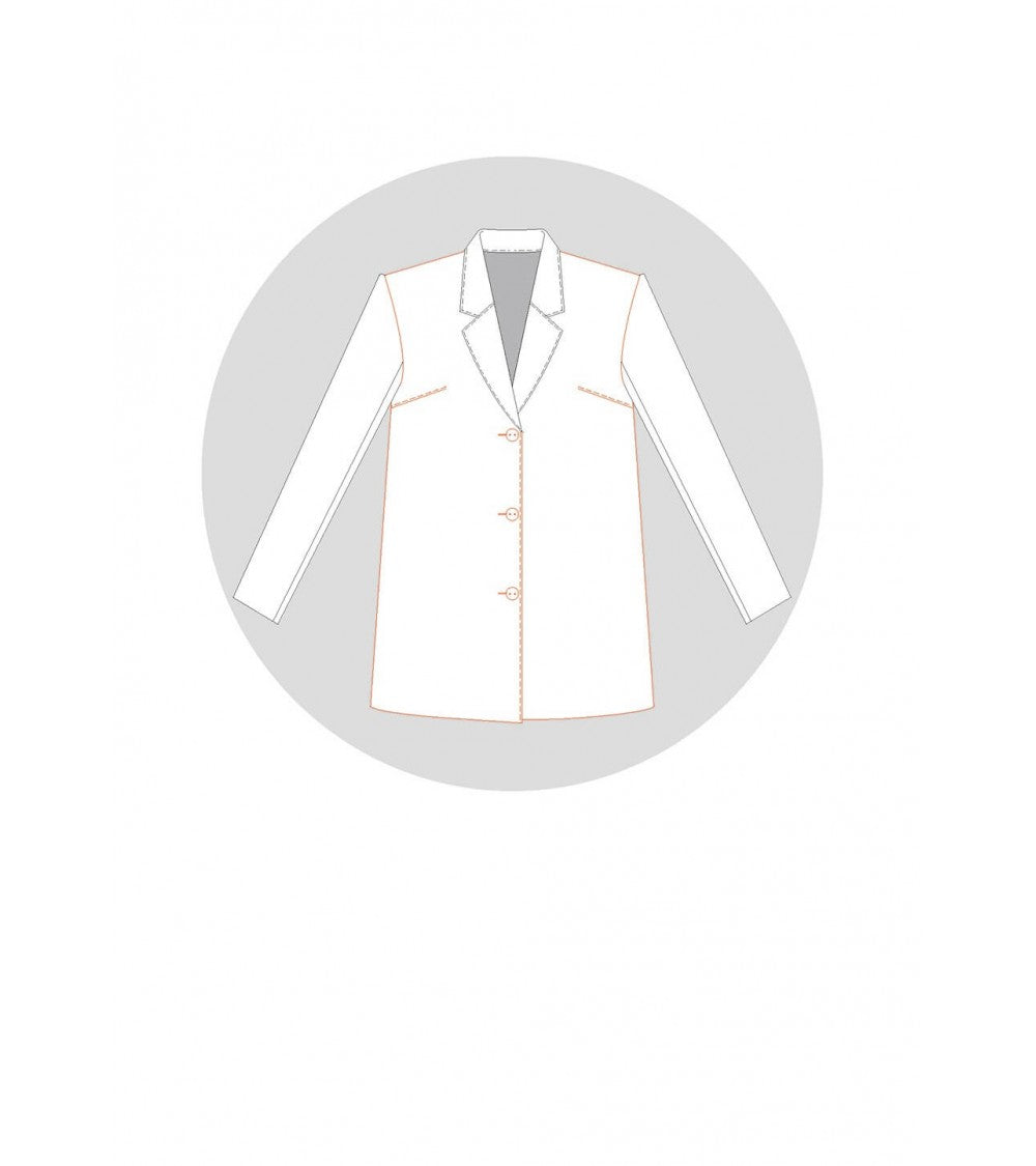 Veste tailleur formant un léger trapèze avec un pivot de la pince d’épaule