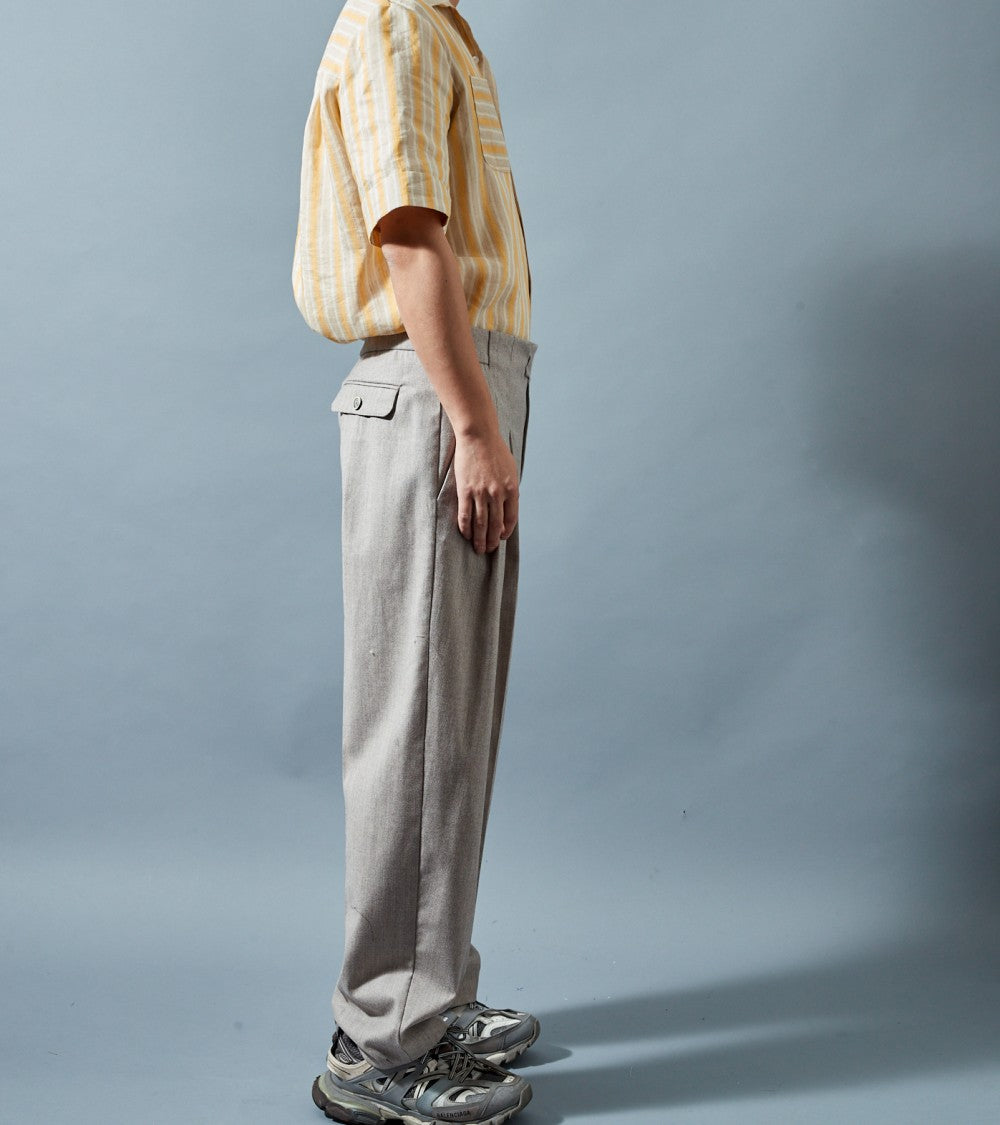 Le 1300 Pantalon ample à plis couchés