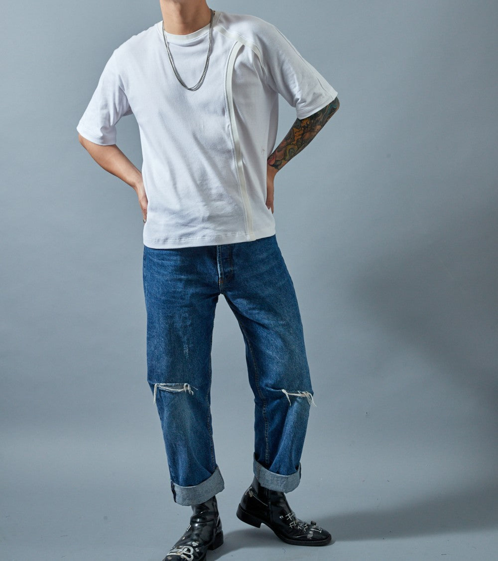 Le 1400 Tee-shirt à découpes asymétriques