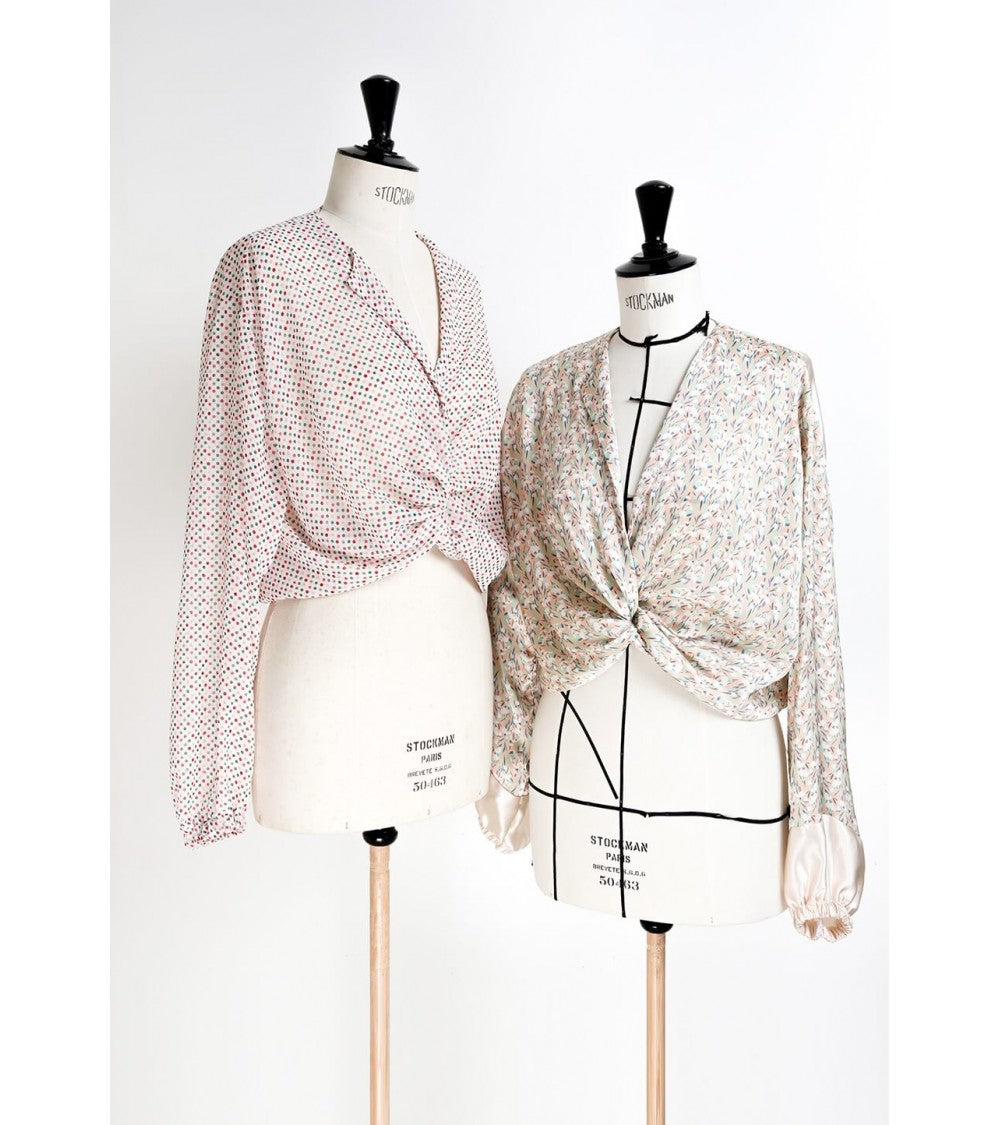 Blouse nouée avec ou sans manche