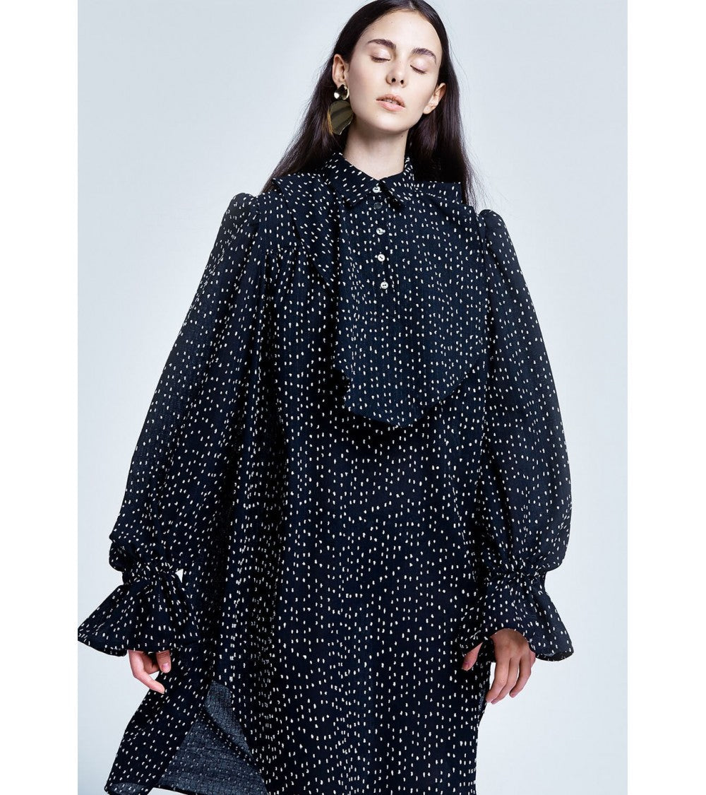 le 605a et b - Blouse-robe