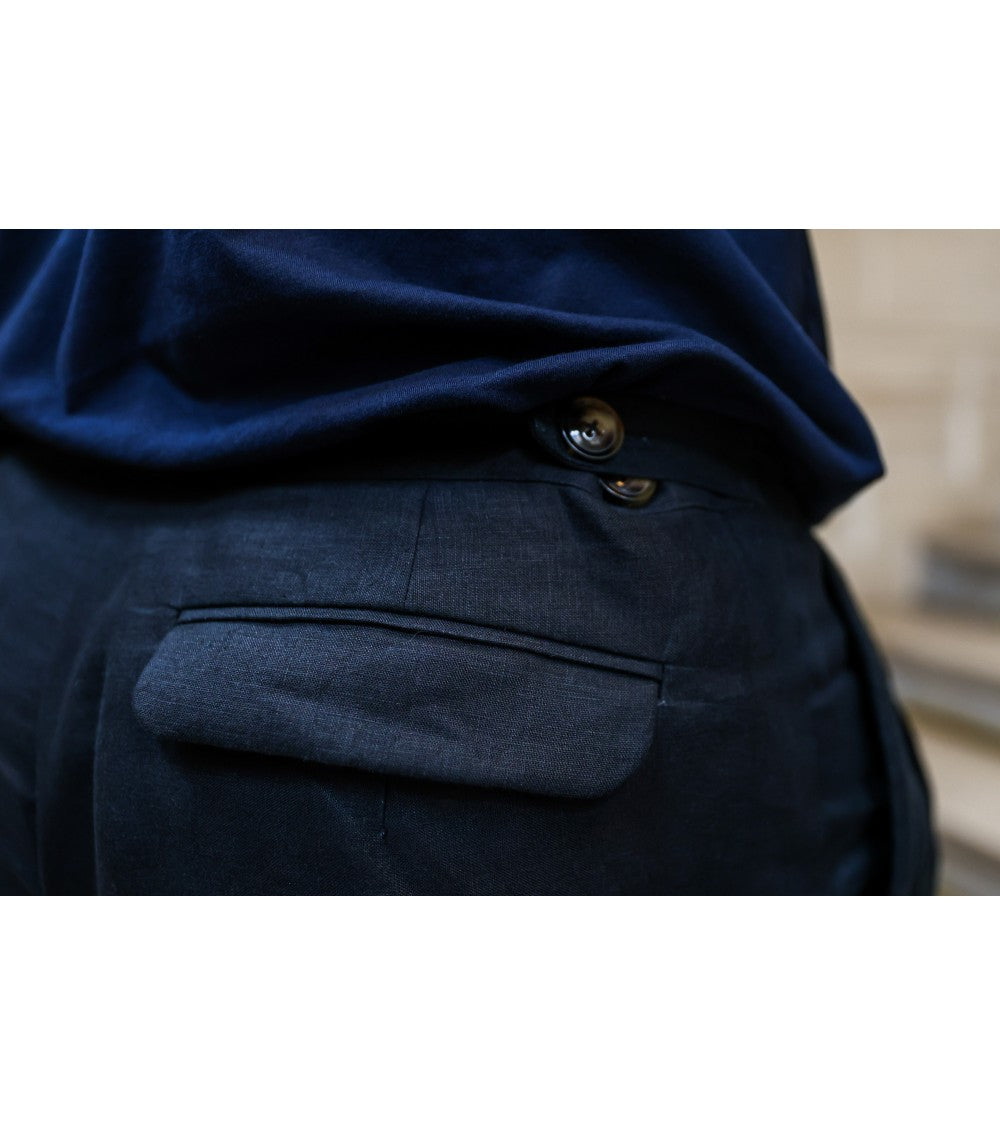 Le 1301 Pantalon droit de ville à plis couchés
