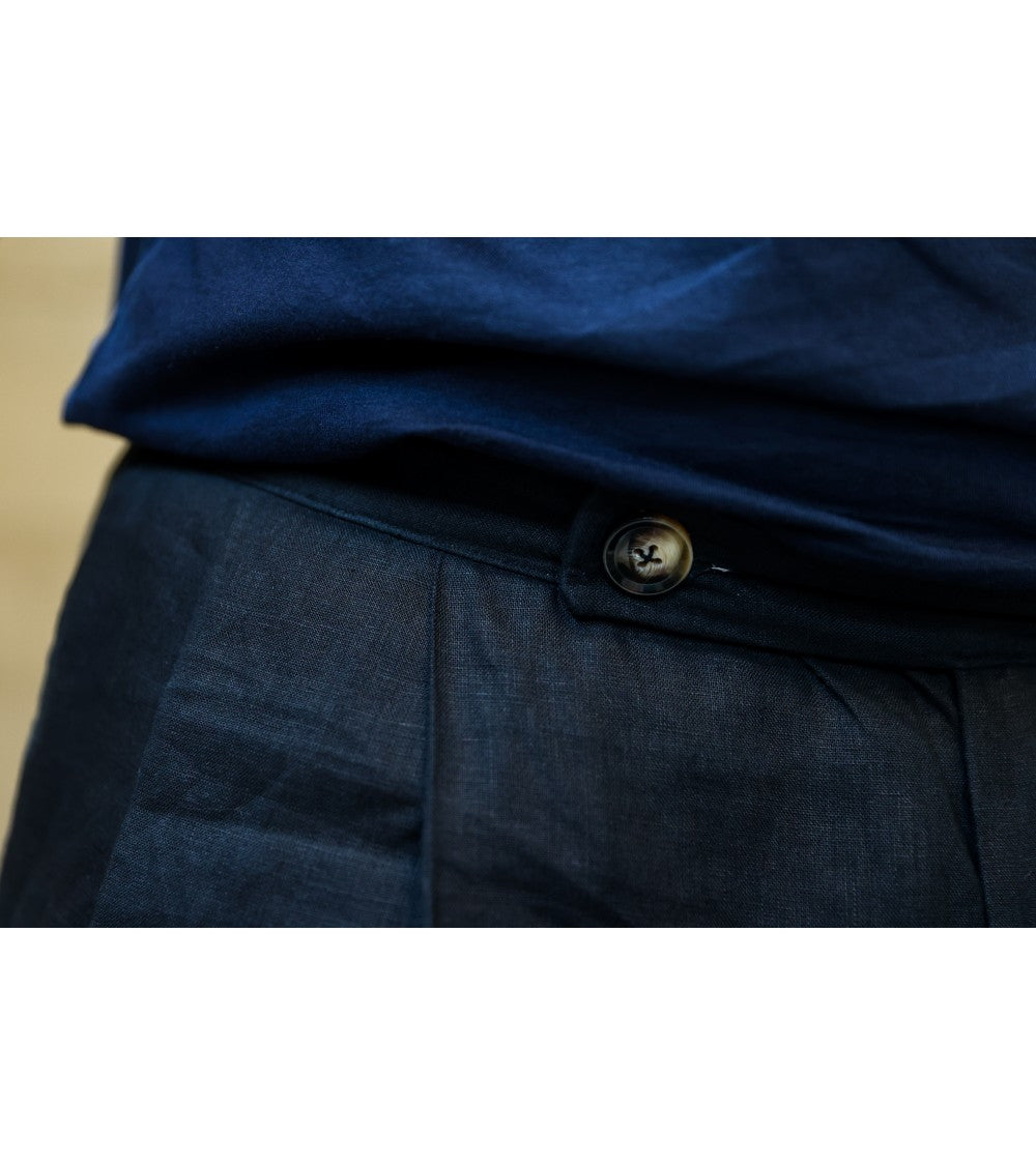 Le 1301 Pantalon droit de ville à plis couchés
