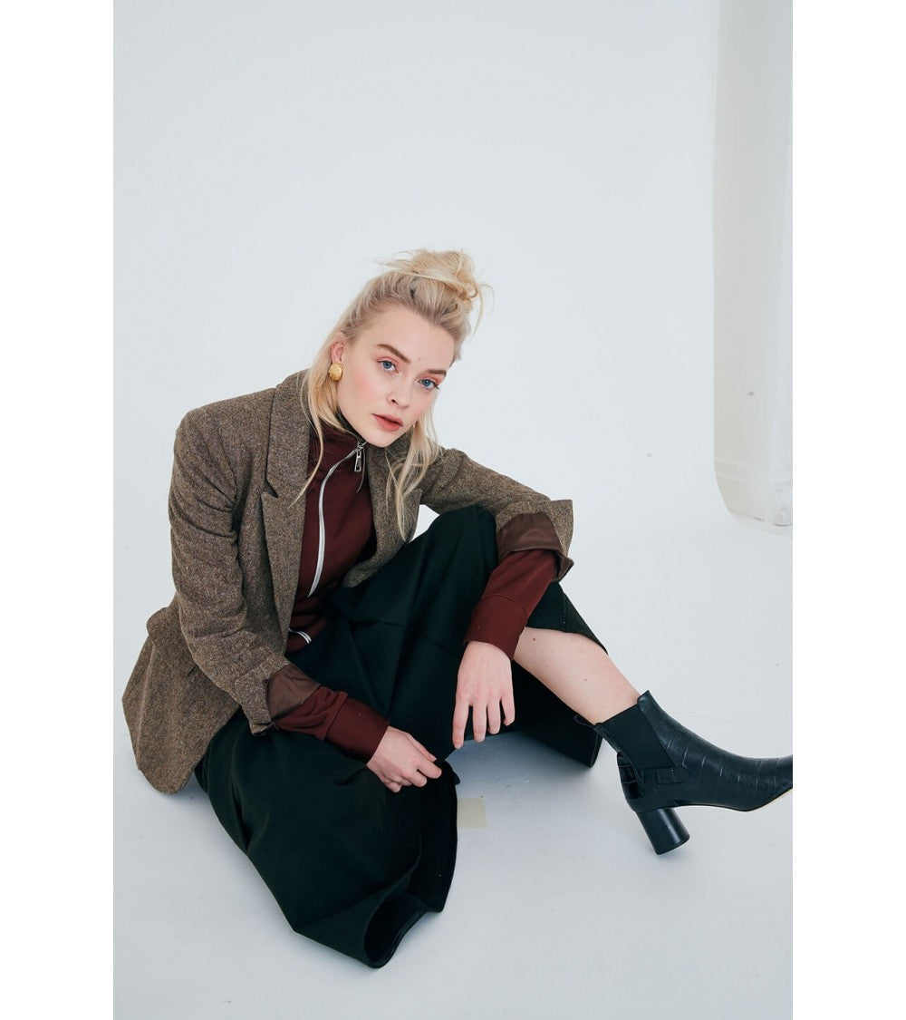 Le 100 - Veste tailleur, un bouton