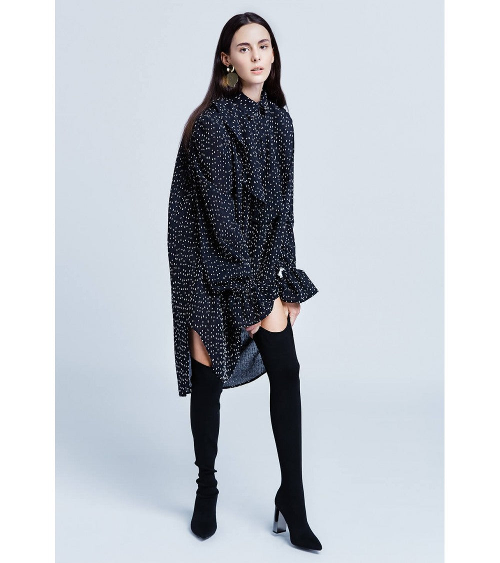 le 605a et b - Blouse-robe