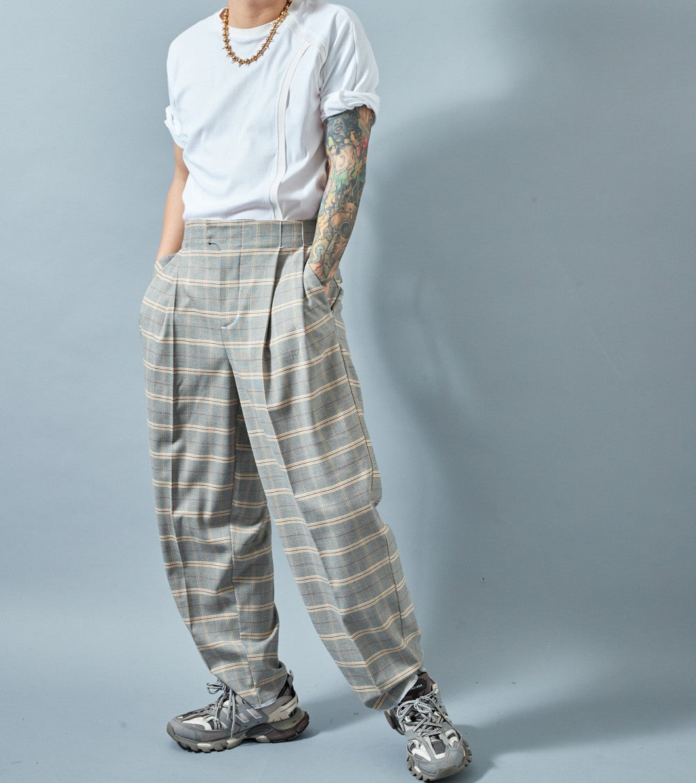 Le 1300 Pantalon ample à plis couchés